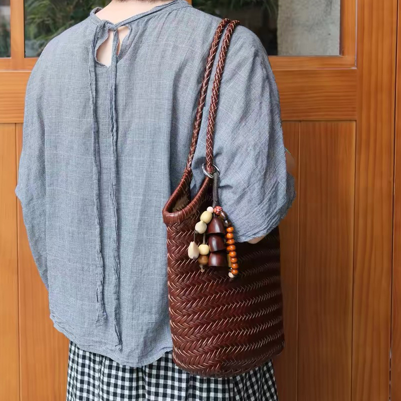 여성을위한 손으로 짠 정품 가죽 소형 토트 백 럭셔리  - Luxury Bags 2026 리뷰 및 가격
