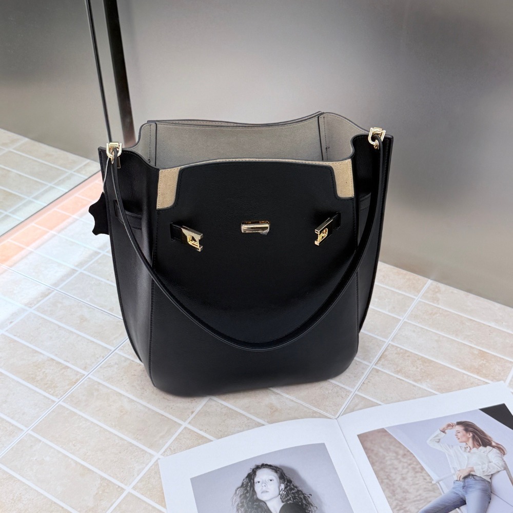 뉴 버킷백 올드 머니 스타일 대용량 토트백 독특한 질감 - Luxury Bags Tote 리뷰 및 가격