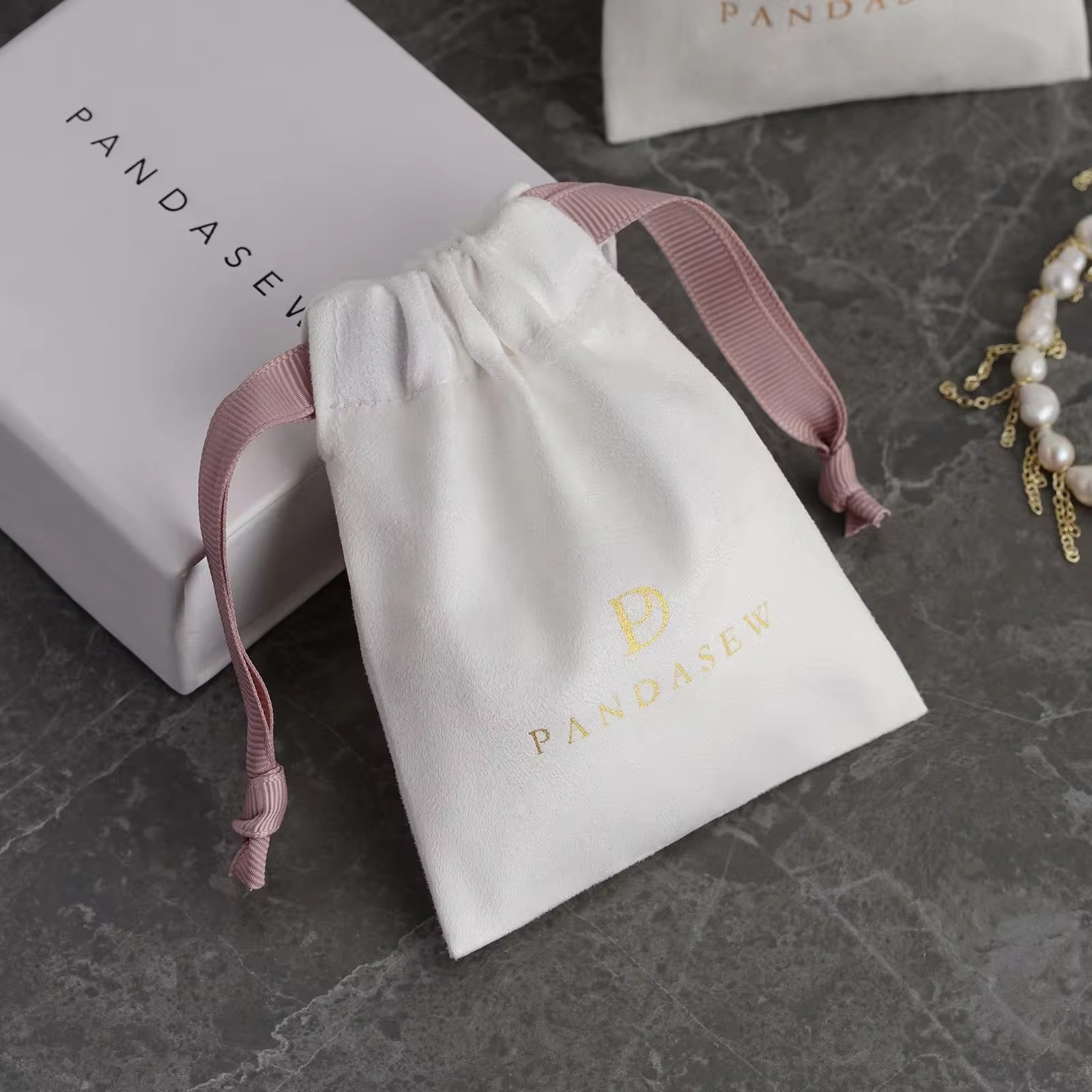 맞춤형 로고 고급 스웨이드 주머니끈 포장 주얼리 가방  - Luxury Bags For School 리뷰 및 가격